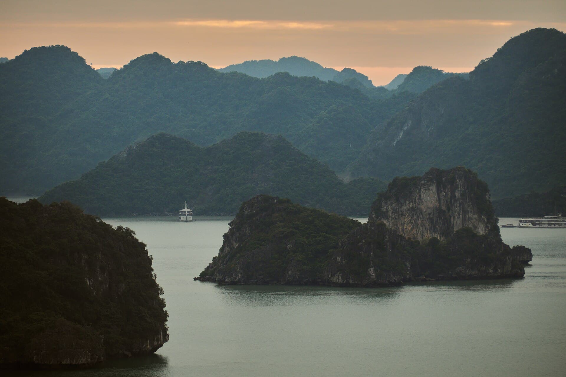 Limestone islands of Ha Long Bay